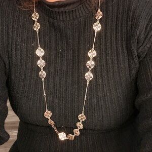 Elegant Tory Burch style Gold Pendant Necklace